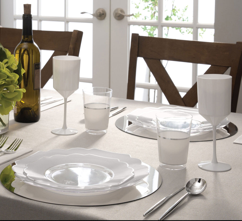 Scallop Design Plastic Plates Scalloped Clear Silver Plastic Plates | 10 Pack